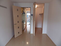 ドエルウエスト 1階1Kのリビング/ダイニング