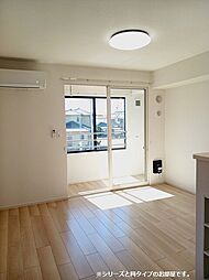 サンモール 201 2階1LDKのリビング/ダイニング