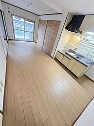 ハピネス坂口 1階2LDKのリビング/ダイニング