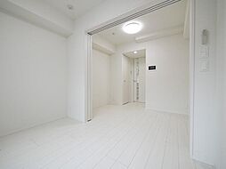 ＴＨＥ ＰＲＥＭＩＵＭ ＣＵＢＥ Ｇ 東中野 3階2Kのリビング/ダイニング