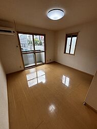 フローラ 101 1階1Kのリビング/ダイニング