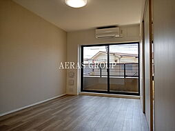 ジオエント中野弥生町 302 3階1LDKのリビング/ダイニング