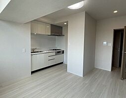 ワンルーフレジデンス板橋大山 12階2LDKのリビング/ダイニング