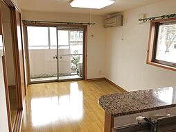 レイルウェイ 201 2階2LDKのリビング/ダイニング