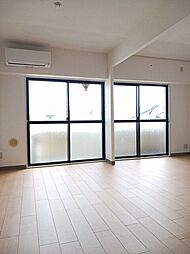 JR八高線 北八王子駅 徒歩17分の賃貸マンション 3階2LDKのリビング/ダイニング