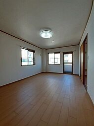 パレス　マーメイド 2階2Kのリビング/ダイニング