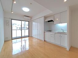 東京メトロ銀座線 表参道駅 徒歩10分の賃貸マンション 3階1Kのリビング/ダイニング