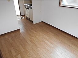 ホワイトウイングIII 201 2階ワンルームのリビング/ダイニング