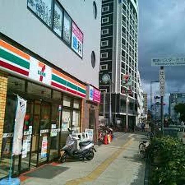 画像22:セブンイレブン大阪片町店 192m