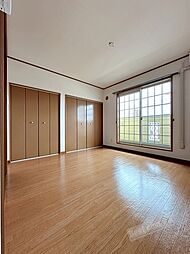 フローラ北花田 105 1階1DKのリビング/ダイニング