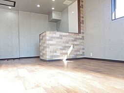 コーポレモン 2階1LDKのリビング/ダイニング