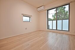 Freude Westen（フロイデ ヴェステン） 201 2階1Kのリビング/ダイニング