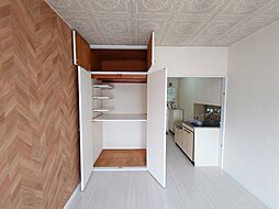 ジュネス昭島 2階1Kのリビング/ダイニング