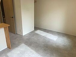 GRANDIR湘南深沢 1階ワンルームのリビング/ダイニング