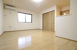 プラチナパレス 1階1LDKのリビング/ダイニング