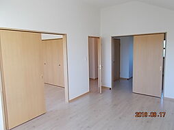 ヒラソール　マルセイII 1階2DKのリビング/ダイニング