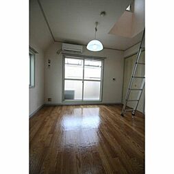 ユーベルグ国立 2階ワンルームのリビング/ダイニング