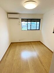 Garden Court上大岡 A号棟 1階ワンルームのリビング/ダイニング