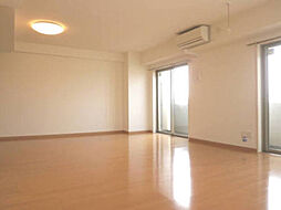 クレストスクエア 705 7階2LDKのリビング/ダイニング