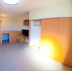 レオパレスアドミラーブル 2階1Kのリビング/ダイニング