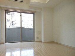 ガーラ・シティ東陽町 5階1Kのリビング/ダイニング