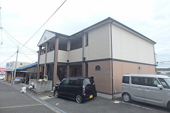 フジパレス楠_外観_1