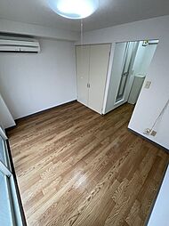 オークブロードヒル 2階ワンルームのリビング/ダイニング