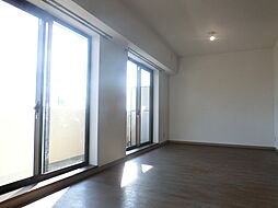 JR総武本線 市川駅 徒歩13分の賃貸マンション 3階3LDKのリビング/ダイニング