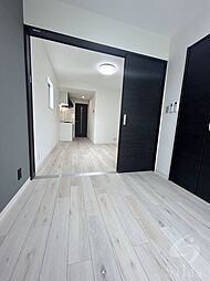 ジーメゾン伏見セレスト 1階1LDKのリビング/ダイニング