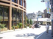 交通機関、ＪＲ摂津本山駅まで徒歩１１分(８９３ｍ)