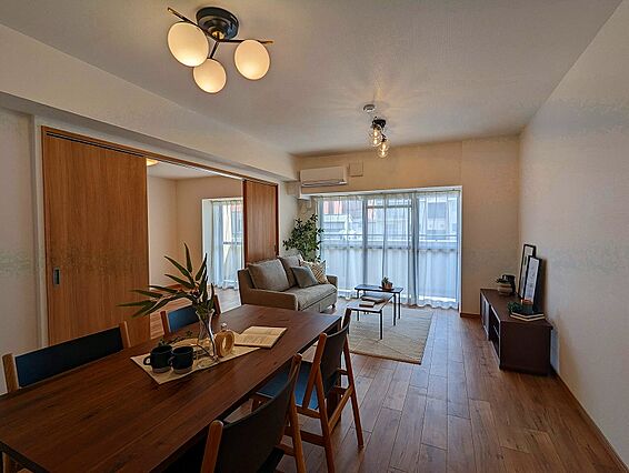 リビング/ダイ...