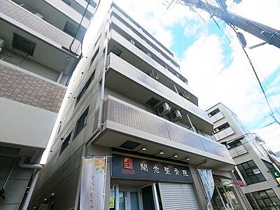 外観：ＪＲ・阪急・阪神線を利用できる好立地。コンビニも近く買物便利ですよ。