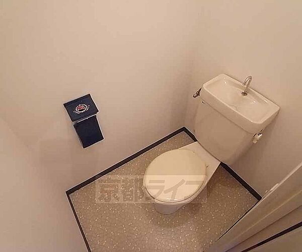 トイレ：清潔感のあるトイレです。