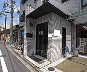 建物入口です。