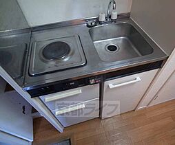 京都地下鉄東西線 御陵駅 徒歩3分の賃貸アパート 1階1Kのリビング/ダイニング