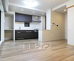 ライオンズ伏見桃山指月城 111 1階3LDKのリビング/ダイニング