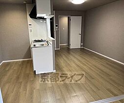 京都地下鉄東西線 椥辻駅 徒歩8分の賃貸アパート 3階1LDKのリビング/ダイニング