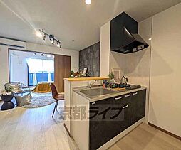 フォルモント城陽 101 1階1LDKのリビング/ダイニング