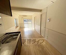 京都地下鉄東西線 椥辻駅 徒歩21分の賃貸マンション 1階2LDKのリビング/ダイニング