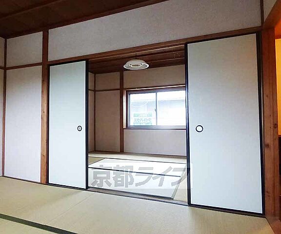 寝室