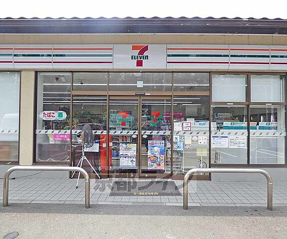 セブンイレブン京都産業大学前店まで215m