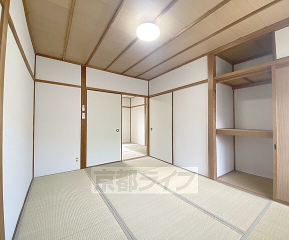 寝室