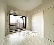 落ち着いた雰囲気のお部屋です