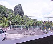 105号室からの室外風景です。