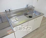 シンクも調理台も広いですね～
