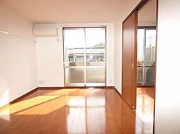 シャイニー・ウィング　B棟 102