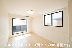 イーストブルー　II 204 2階2LDKのリビング/ダイニング