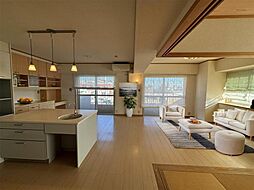 タイムズI 406 4階4LDKのリビング/ダイニング