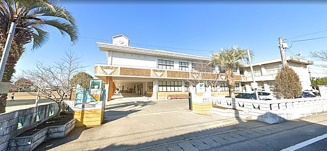 西小学校