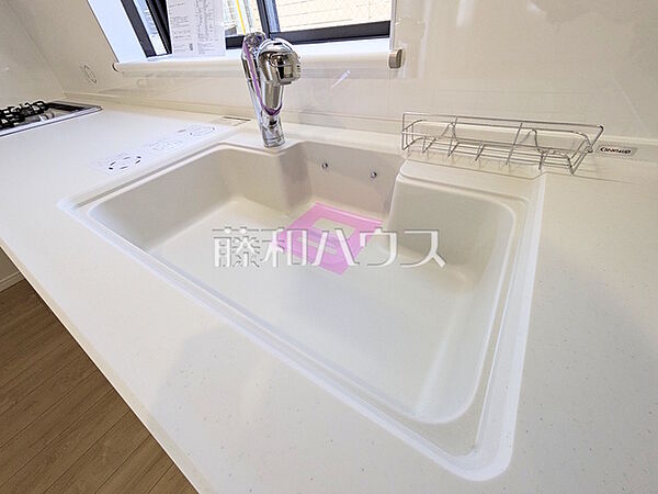 キッチンを拡大表示
